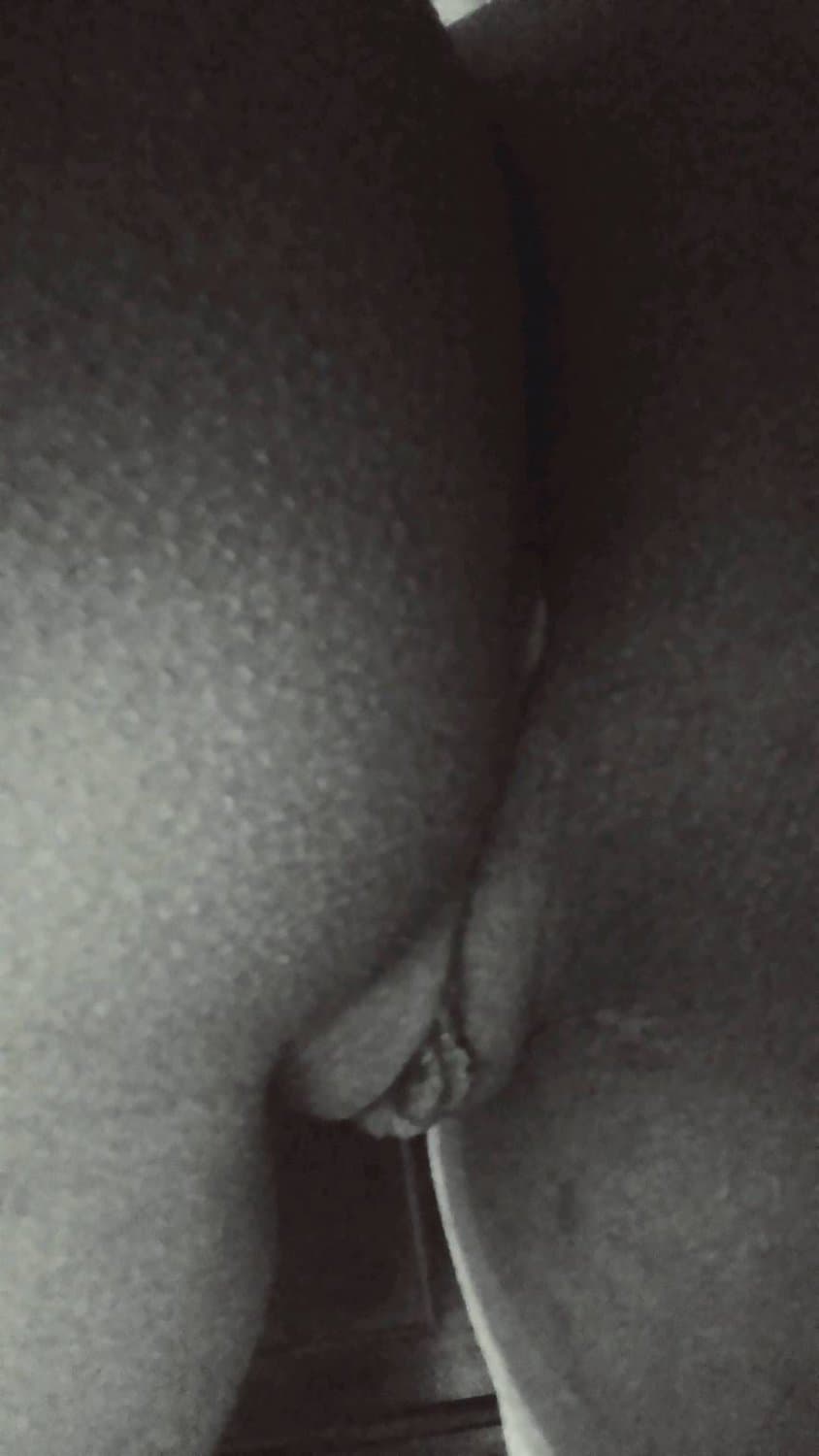 HoodHose model - Dee Dee