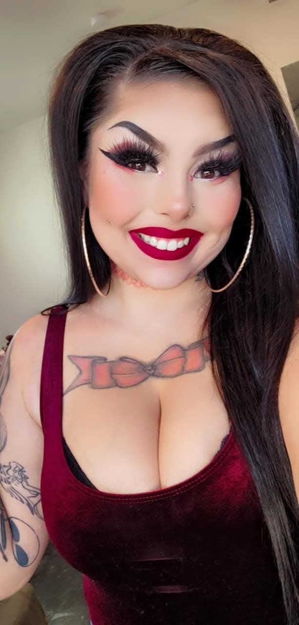 Tru-Elizabeth on FB snap tik insta