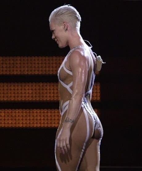 Pink Banging Body & Hot Ass & Petite Suckable Tits Has Me Dripping For The Goddess ?