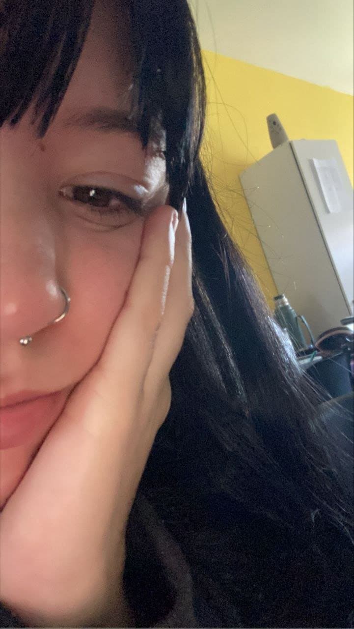 Cornudo con puta gótica culona