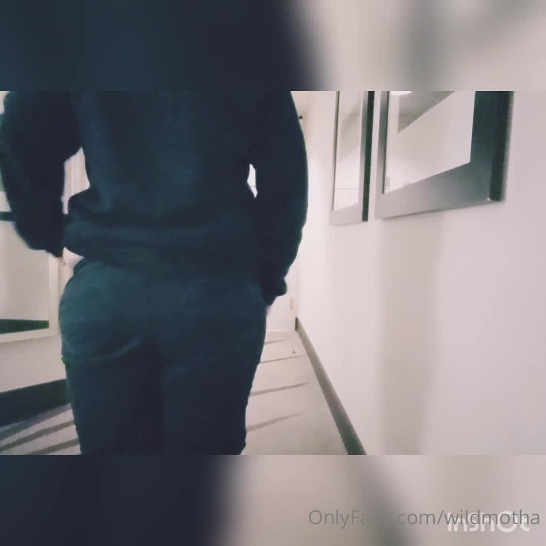 wildmotha - Long Beach, CA milf with milky tits