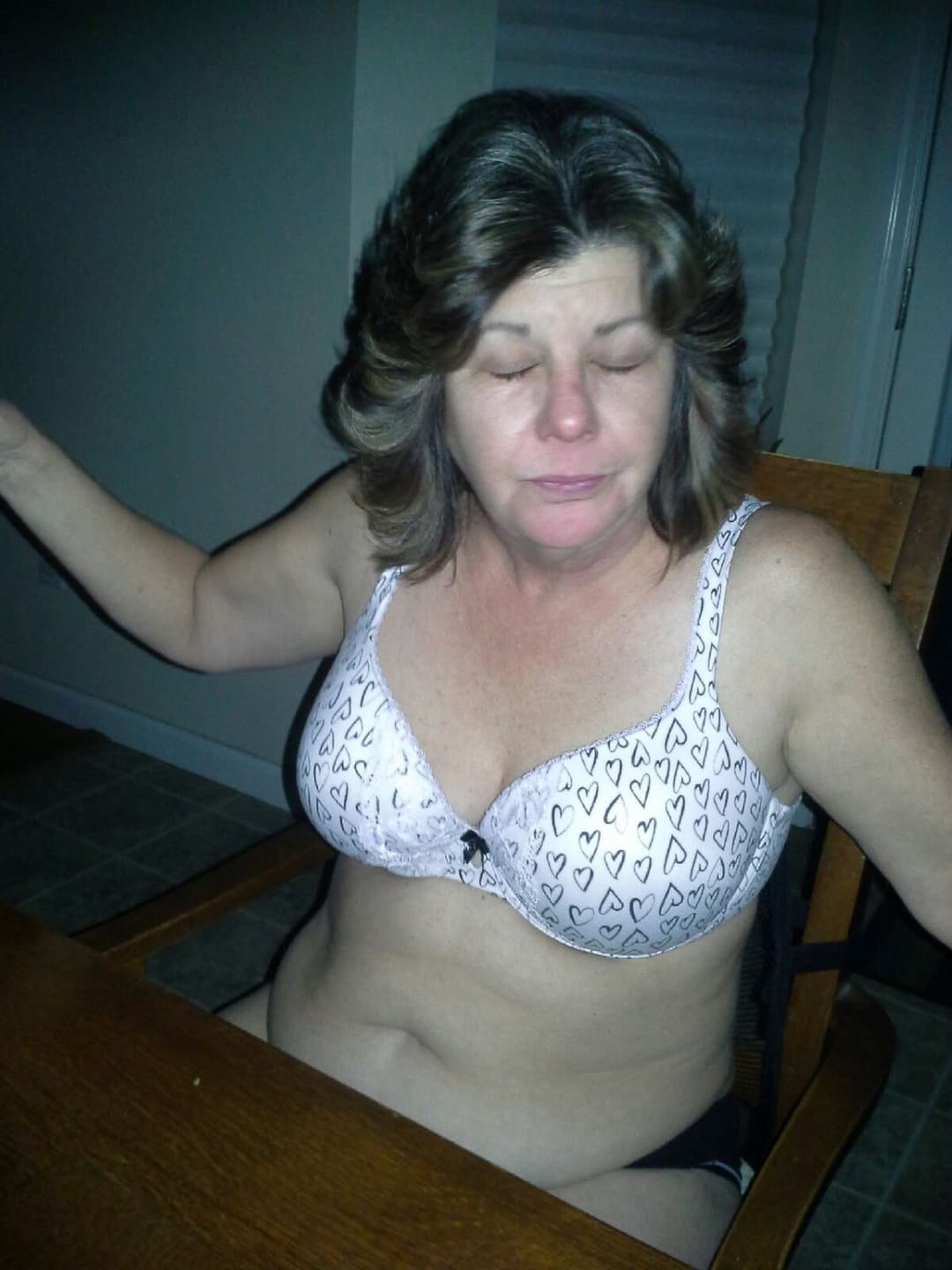 granny Susan gets the BBC cum then sucks him clean