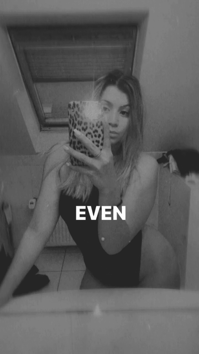 German Slut Julia loves to show her cleavage