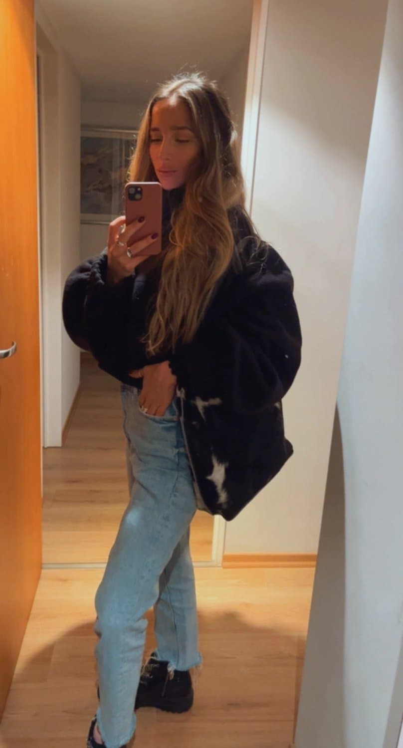 Just enough cozy to make you wanna stay close