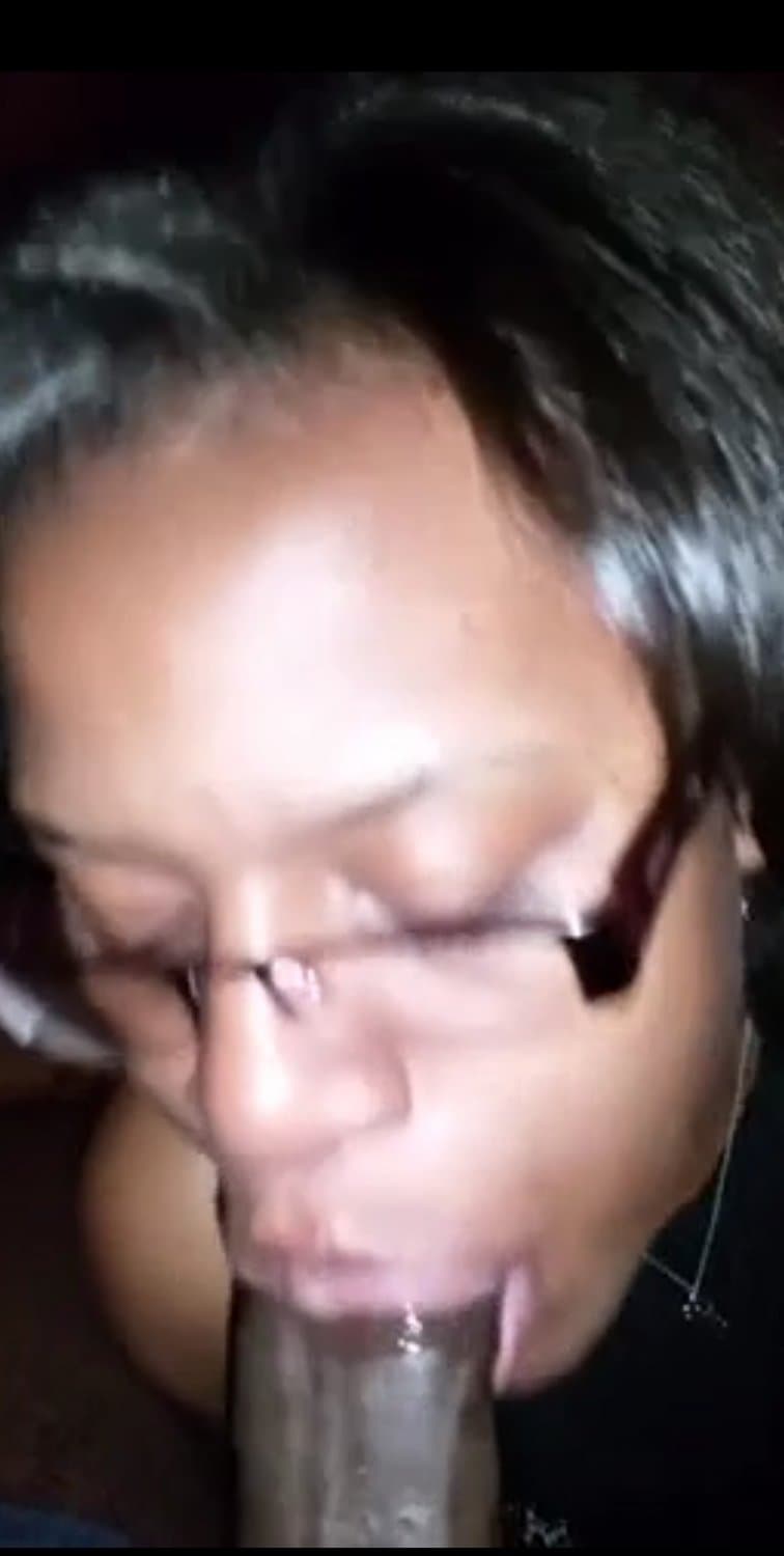 Nerdy Ebony continues sucking after he nuts ??