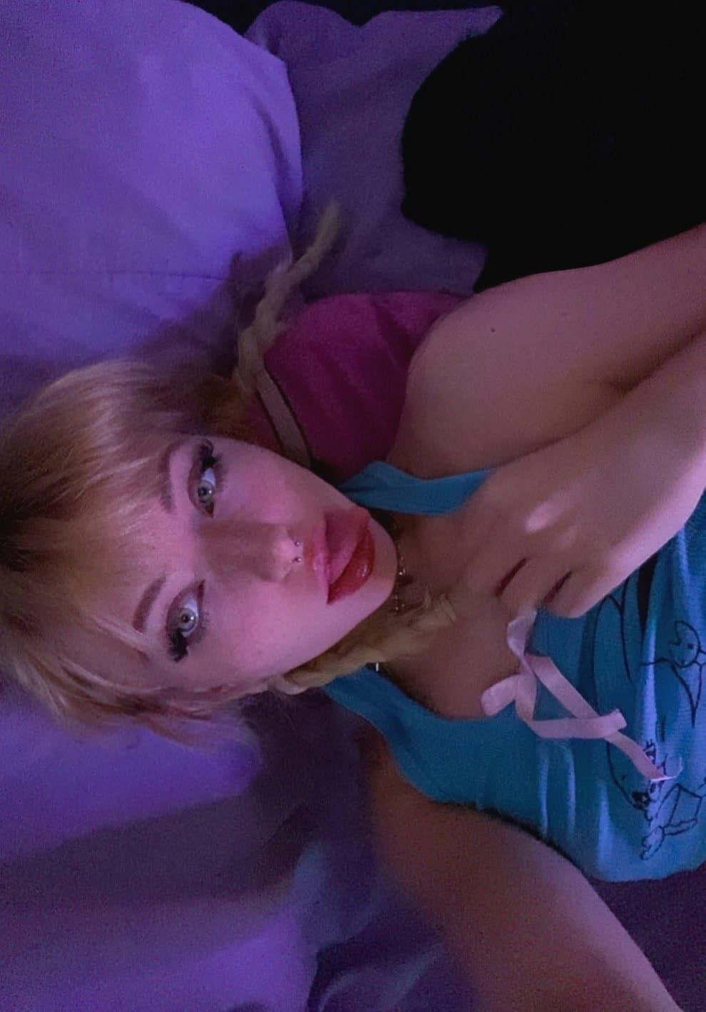 Come and destroy my throat and fill my face with your milk