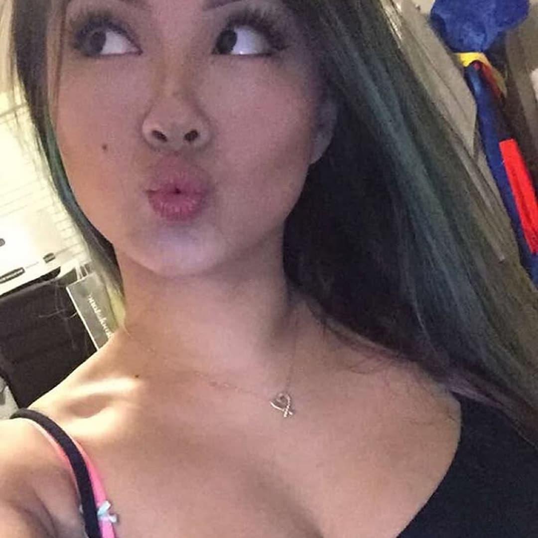 Click to view full size Vicki Li Part 1