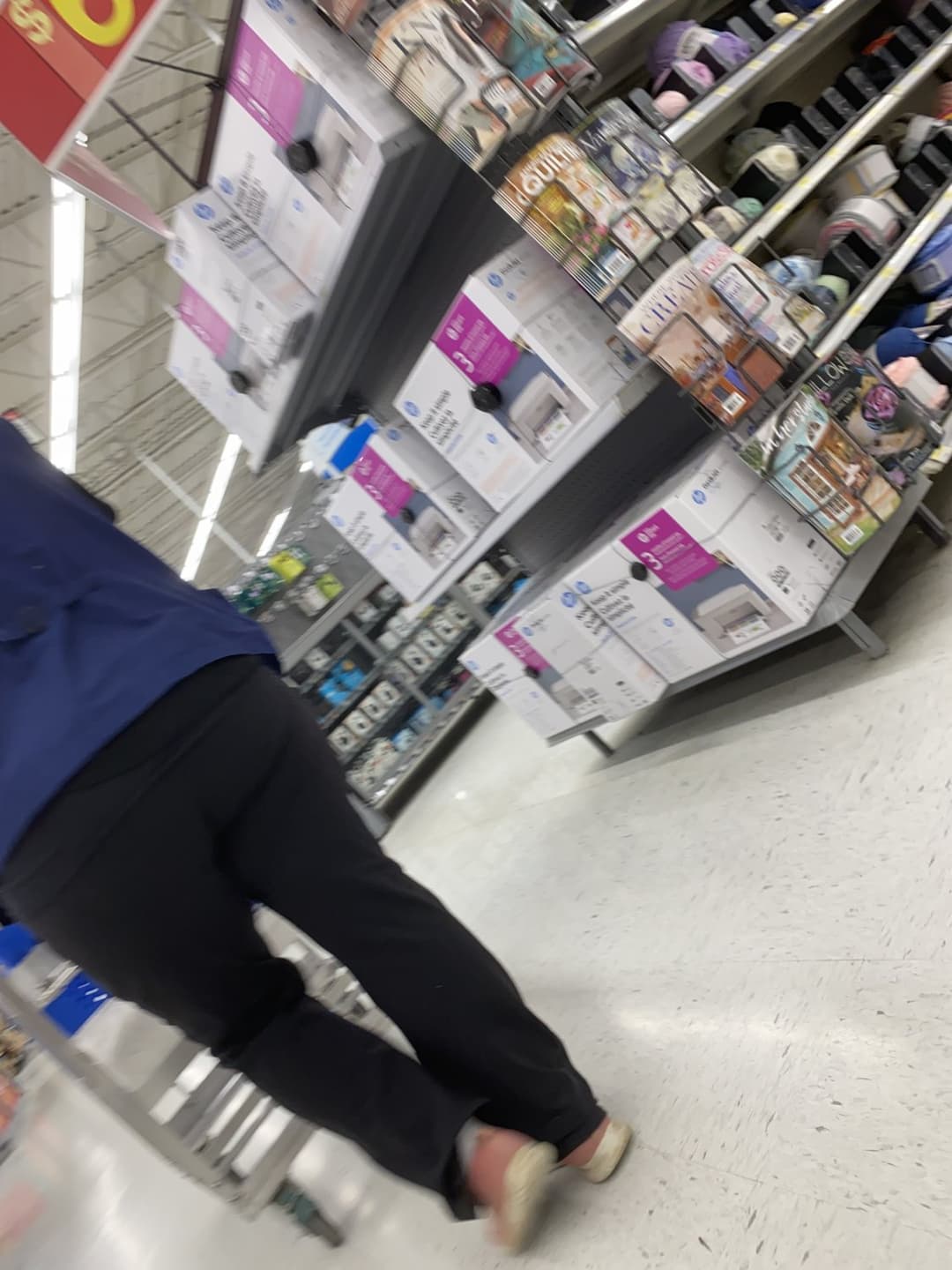 Thick Bbw Pawg Walmart Worker Creeps