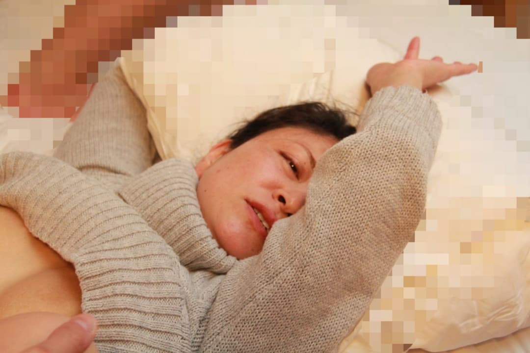 Horny Japanese mature wife Yukiko gangbanged