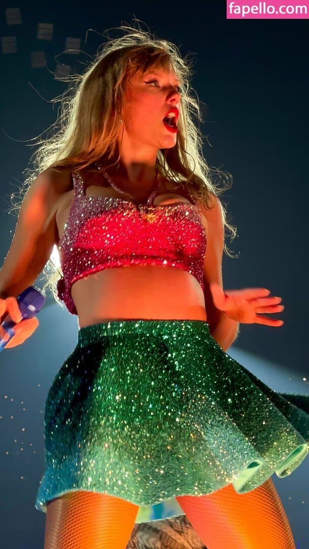 Goddess Taylor Swift want us to worship her with a edging session! Do you accept it? Or Deny Goddess