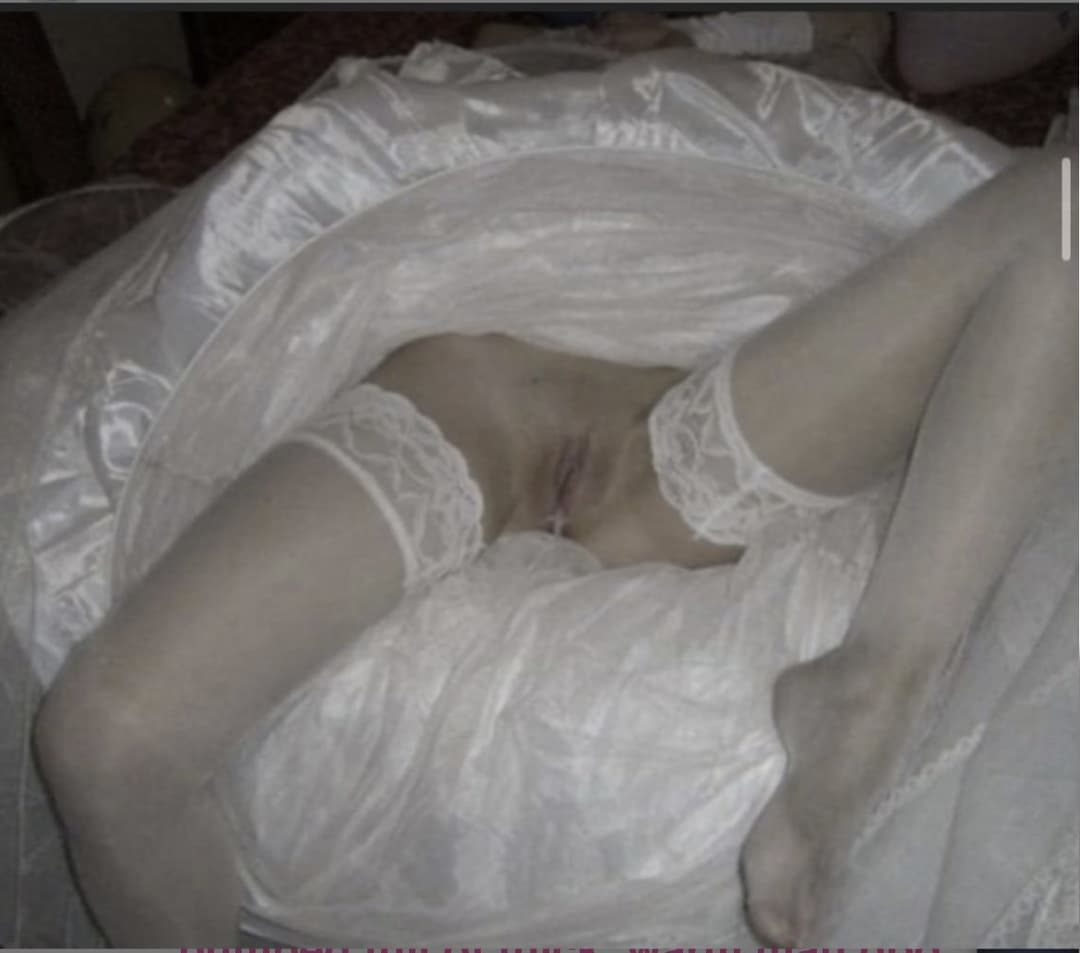 Nurse, New Bride, Stacy, 39, cock hungry at wedding and cheating in hotels & car all unprotected