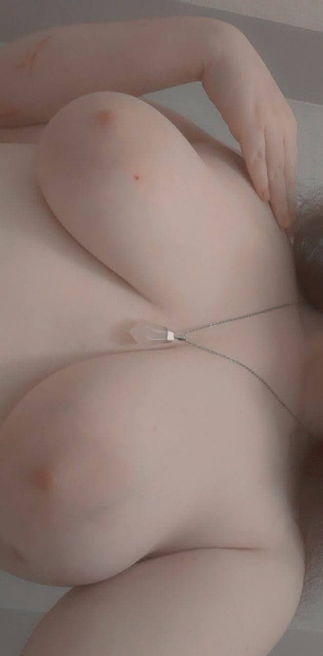 I want to be your faceless little piggy