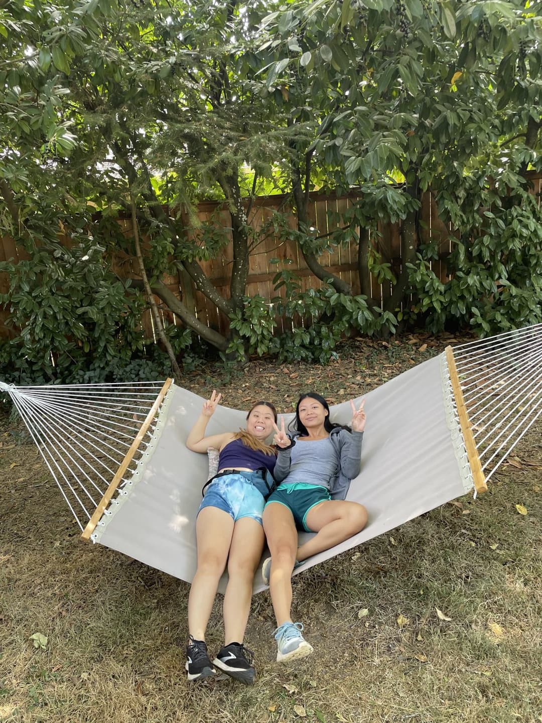 <<fun with the bestie<3>>let us please u