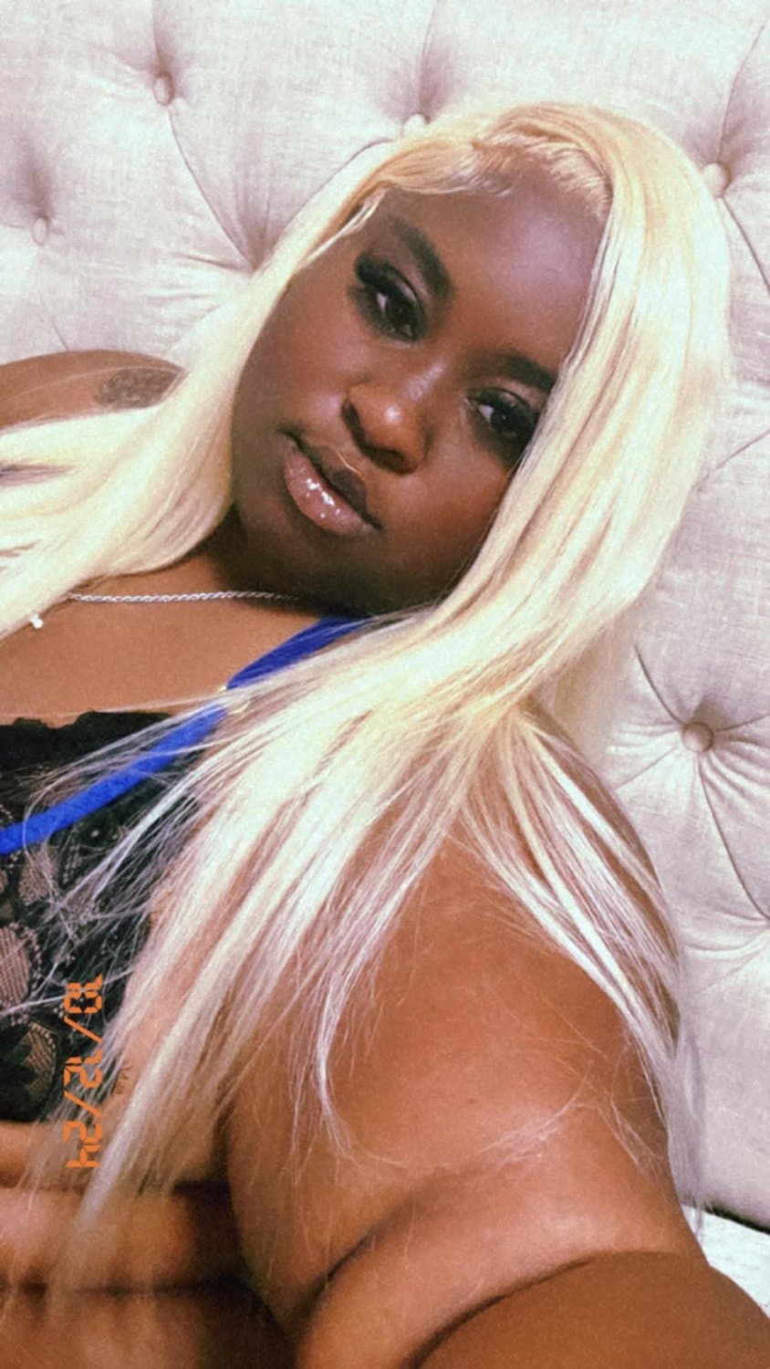 THICK HUGE CHOCOLATE SEXY CHUNKY EBONY SSBBW BBW BIG OLE JUICY ASS GOONER MATERIAL