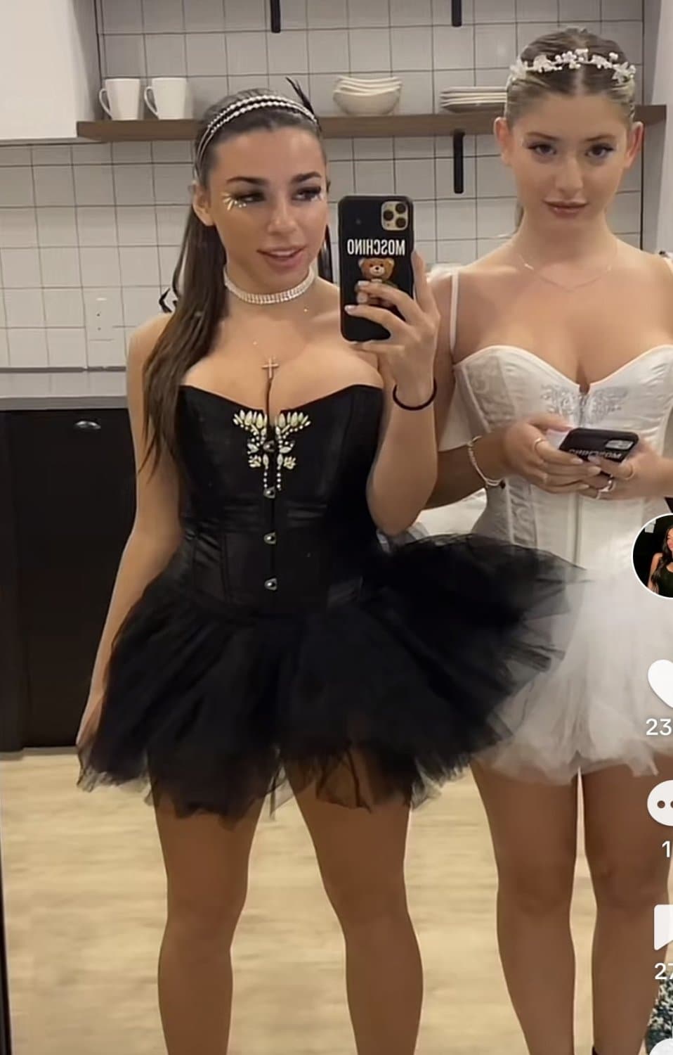 Halloween sluts coming real soon…couple nice rack right here