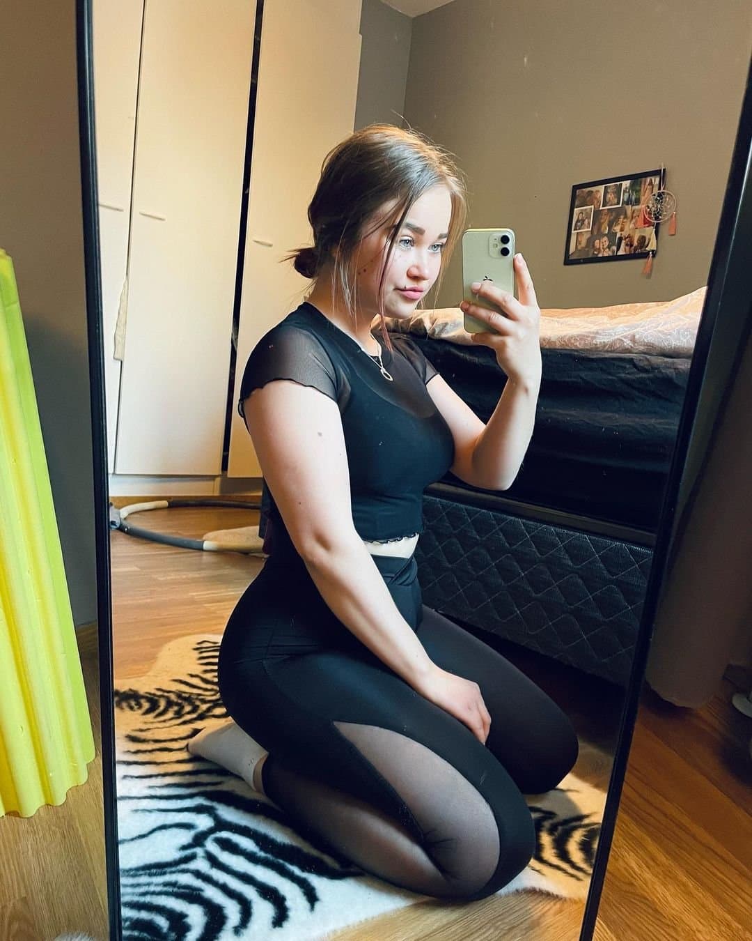 Cute Socks Slut Teen on Twitter: @SarahQueni