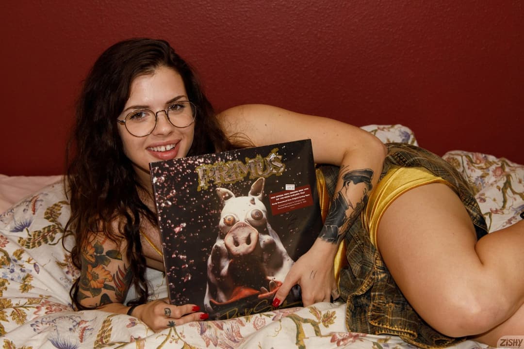 Keisha Grey The Cuban Eggroll