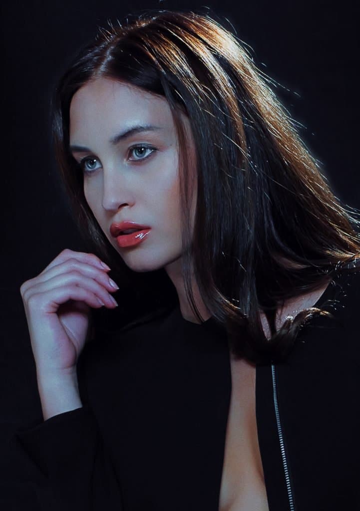 Siri Blomquist A Gorgeous Model/Actress that I went to High School with! She still so Sexy ??