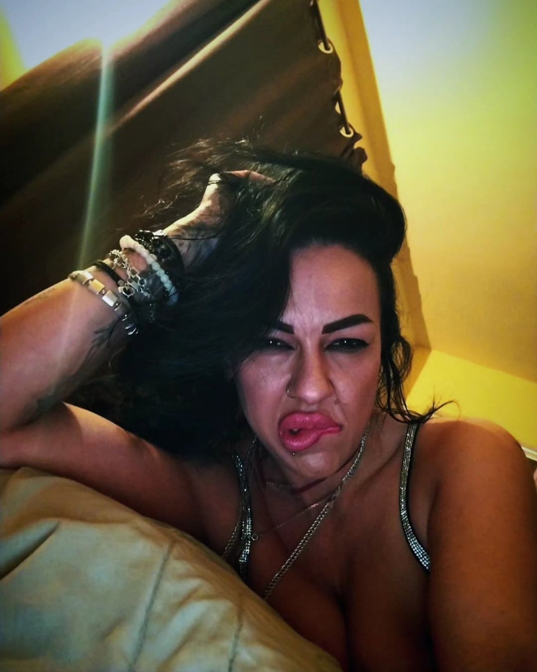 Jelena, Serbian older slut