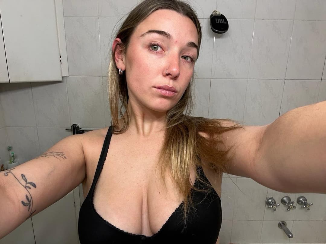 Let’s spend the entire weekend together completely naked!