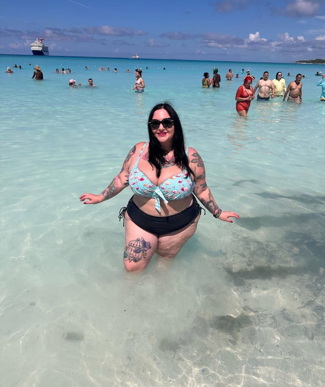 Big tits bbw goth slut