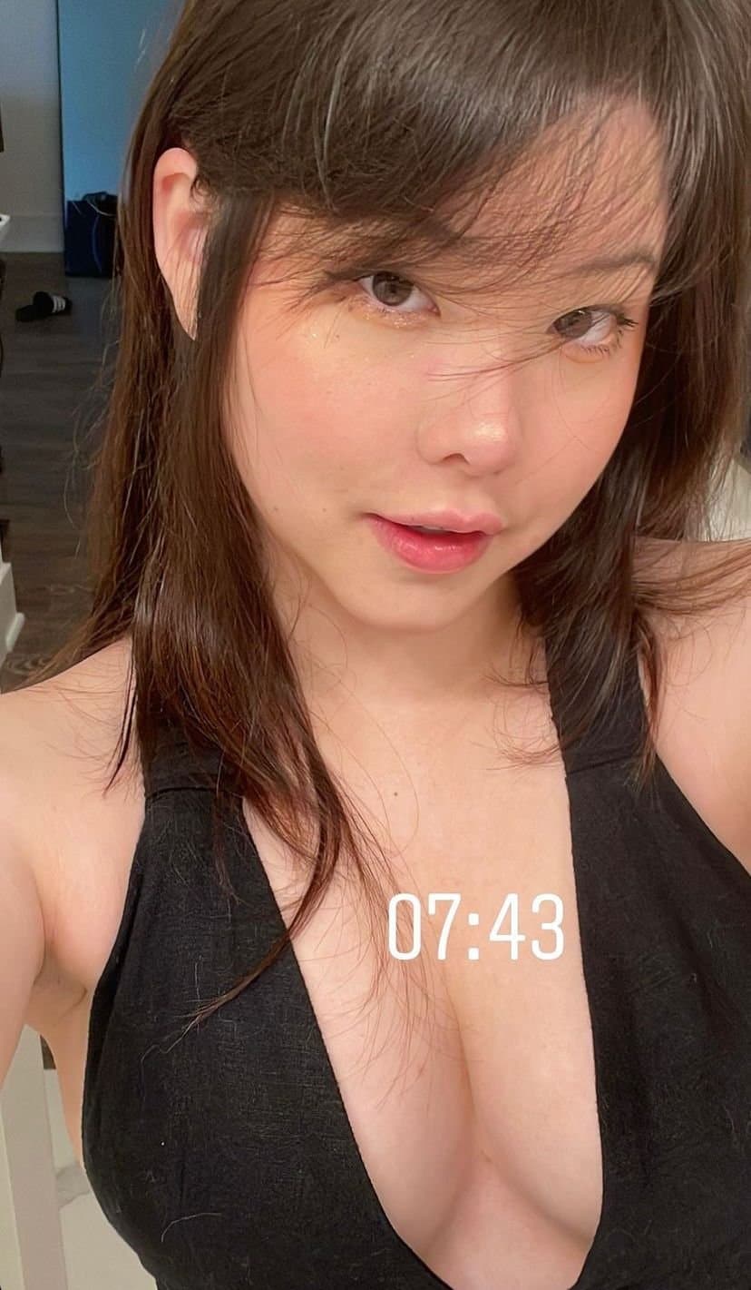 Julia Mayumi / Julia Nakamura / JuMayumi / JuMayumin