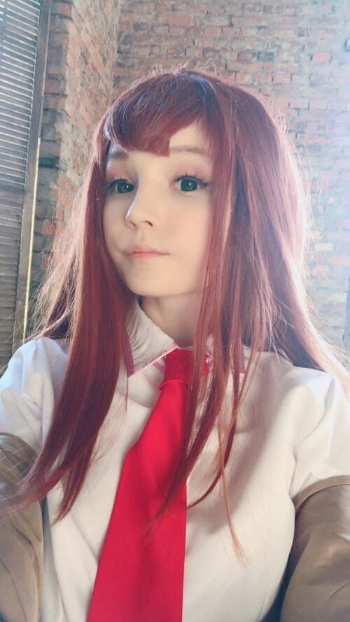 Her 10GB of content for download