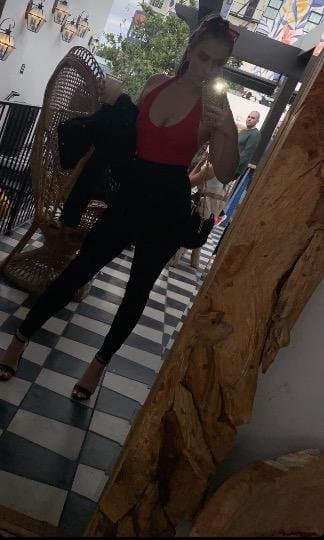 Click to view full size 24 year old Blonde Amy escort in Orange County ca