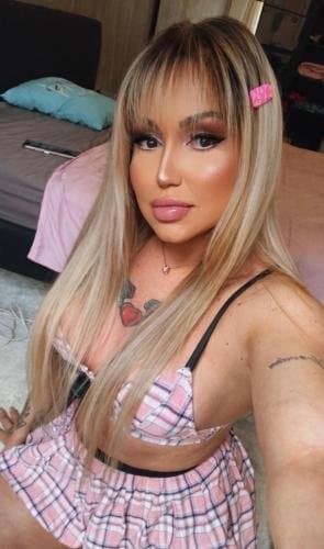 Click to view full size Michele nogueira