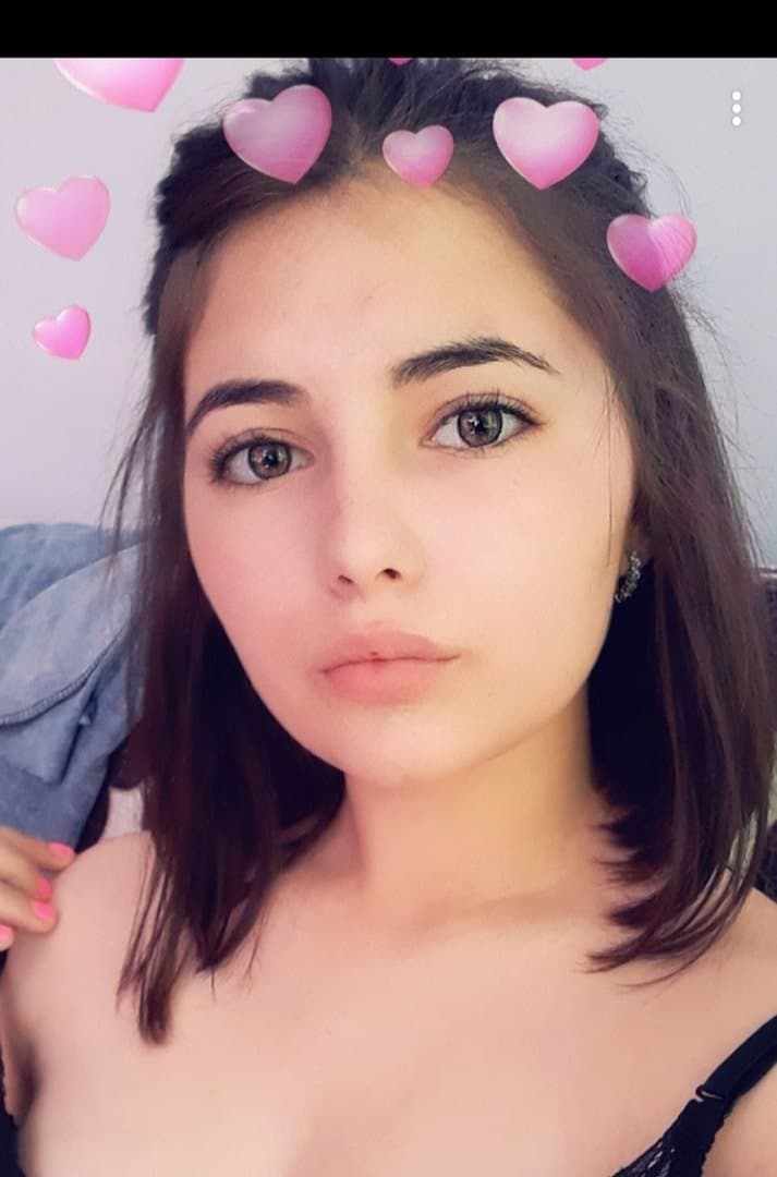 Putit4 Milán mostrando su tetitas chep4 lindo cul0 zorrit4 cam.