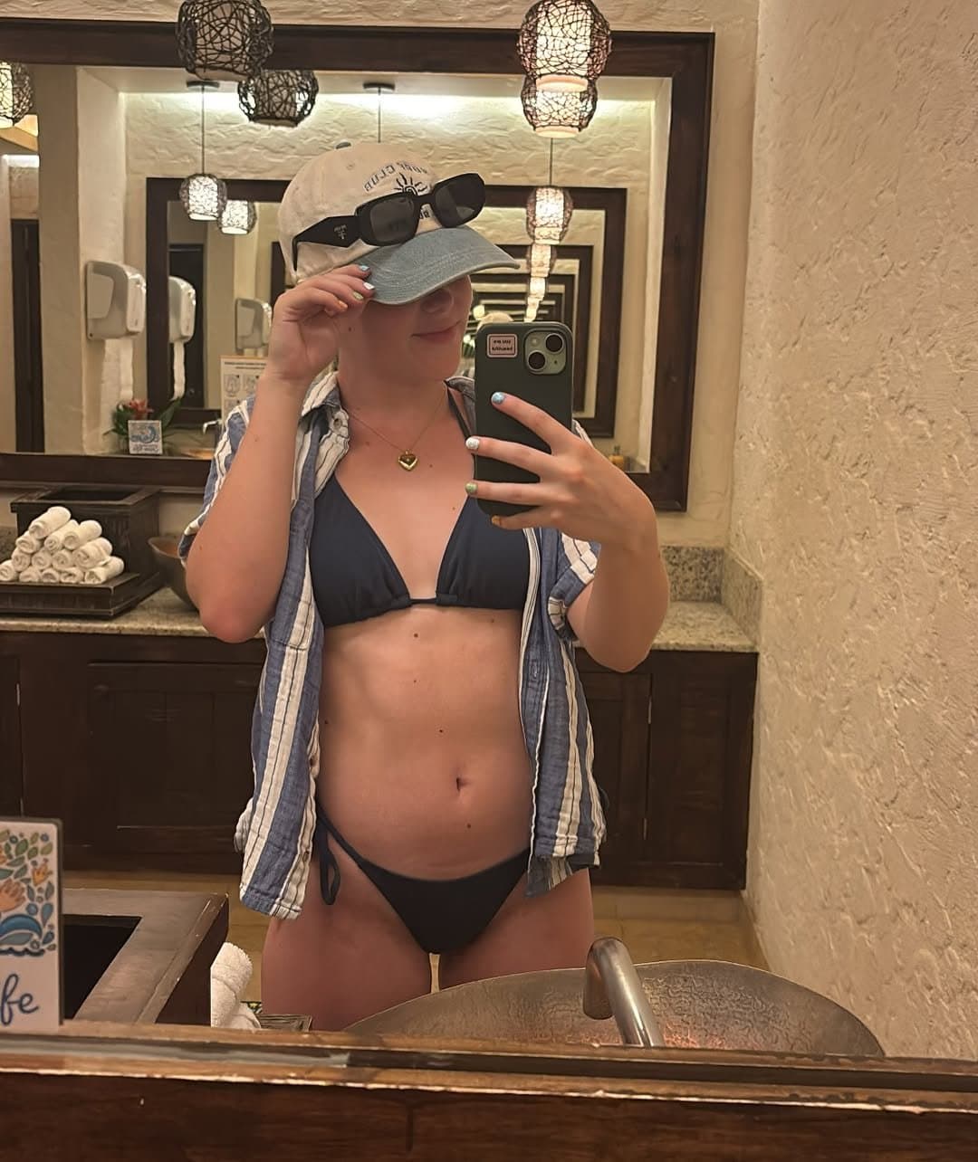 College athlete Regan needs your cum ?