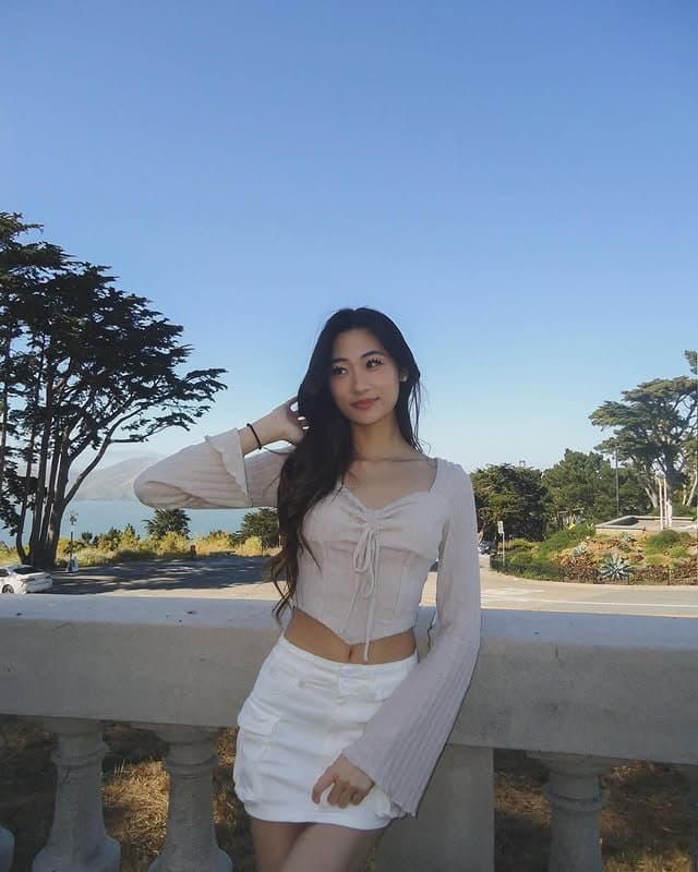 Sexy petite ABG teen Pauline