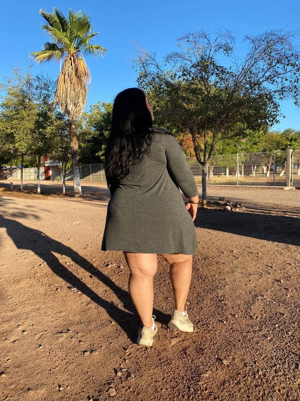 PEAR SHAPE THICK CURVY LATINA SSBBW BIG BOOTY ASS