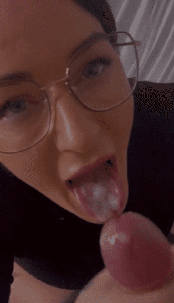 Cheating wife sucks dick until he cums in her mouth