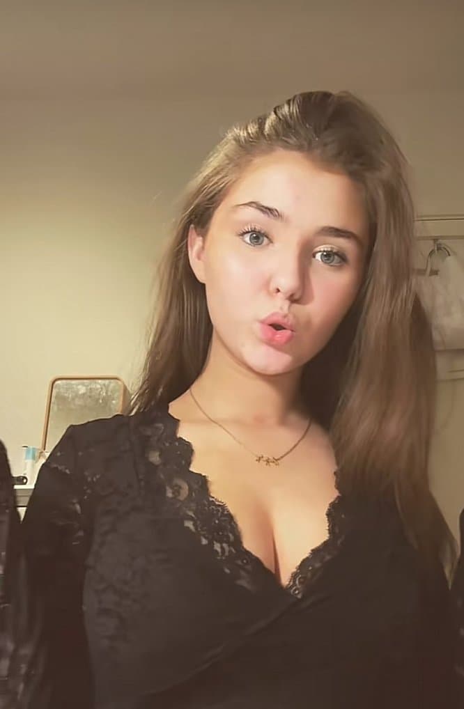 Click to view full size Pics and creepshots of my classmates