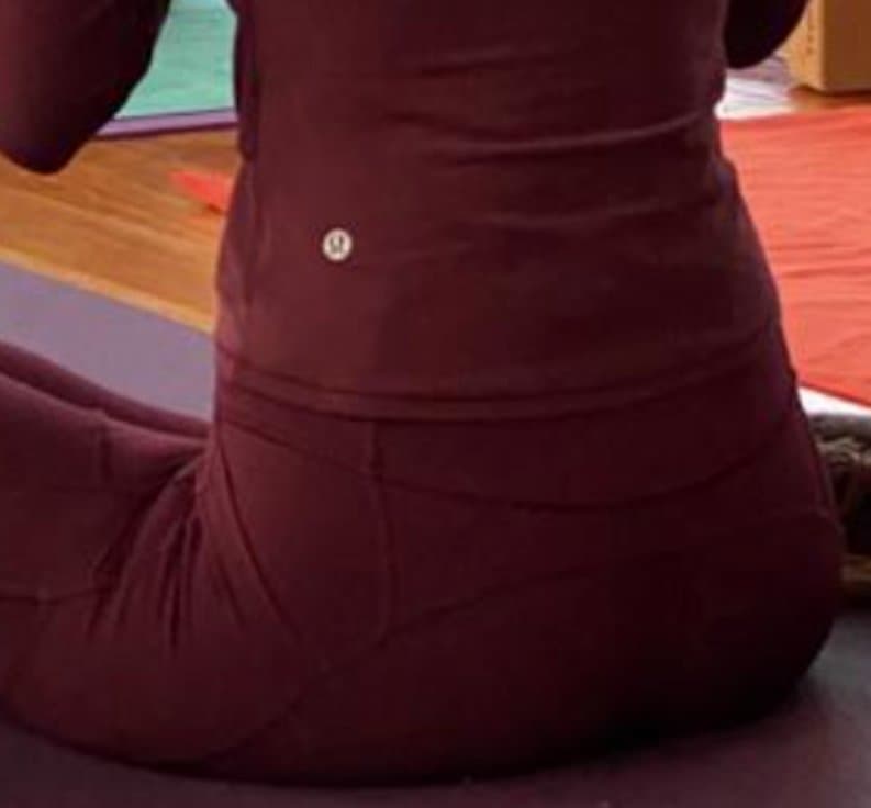 Ur moms body is so tight?I wanna rub my nuts on her!!