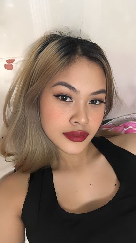 Maxene (Pinay) A Girl Who Poses A Demon Boyfriend Fuck Boy