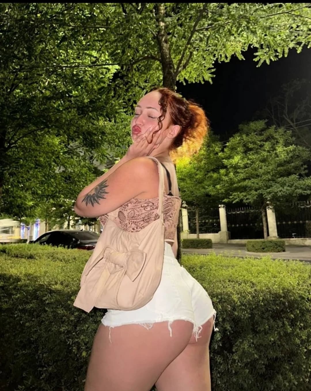 RUSSIAN BITCH BBC LOVER-ELIZABETH aka red4bbc