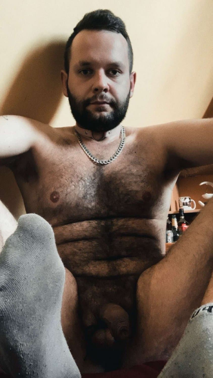 Exposing a 25yo slut from Poland. This Fag likes to have smelly and dirty socks XD