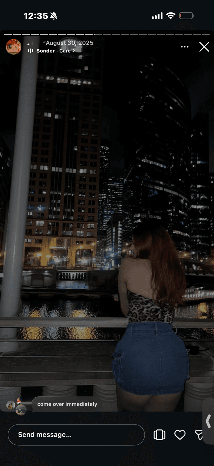 This Latina Chicago slut was made for backshots ??? anybody got this slut? Dm