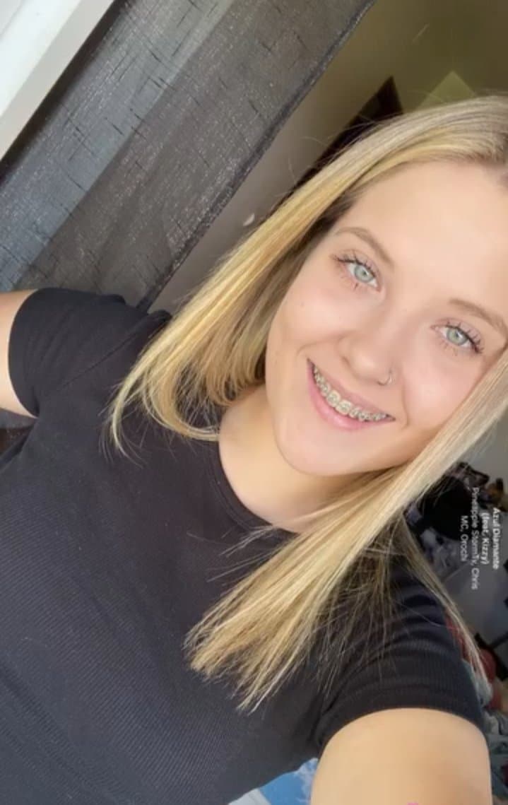 Click to view full size Cum Walk AI