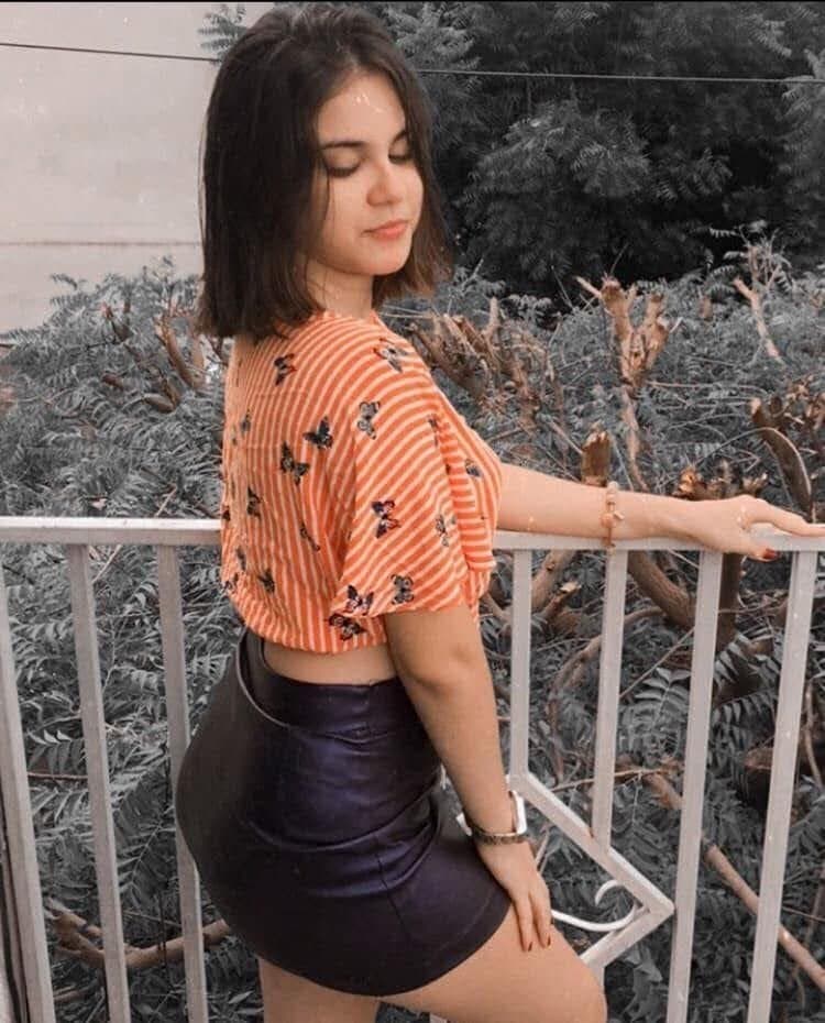 Amiga vazou sua parceira novinha