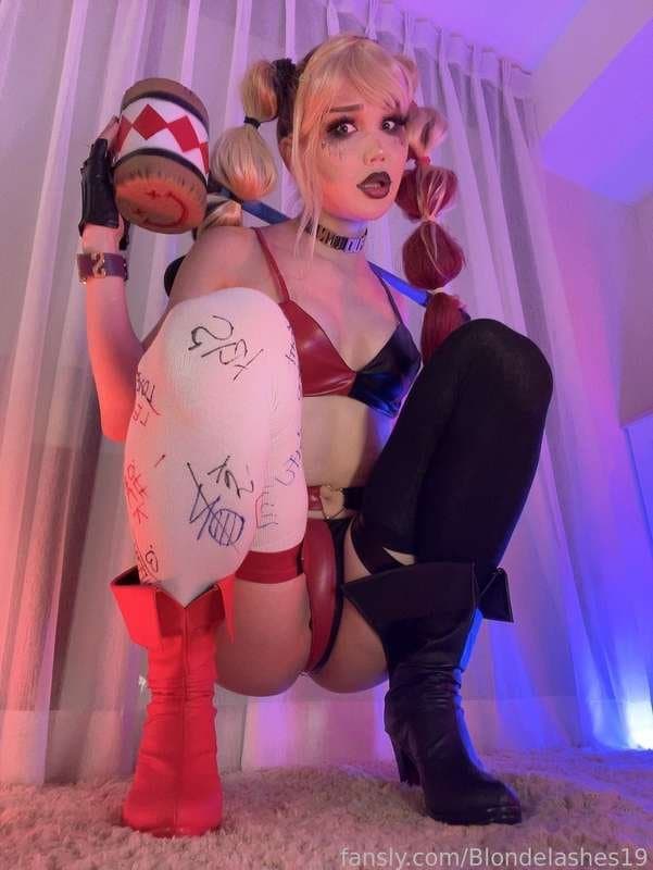 Blondelashes19 Trans / Sissy Shemale Crossdress Femboy Tranny Cosplay