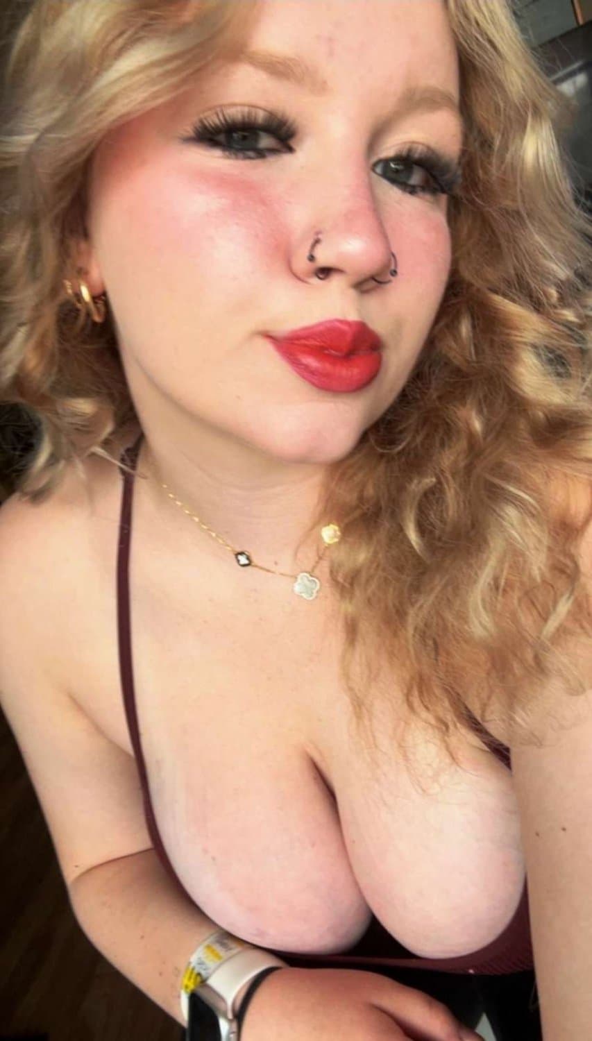 Chubby big boobed kya