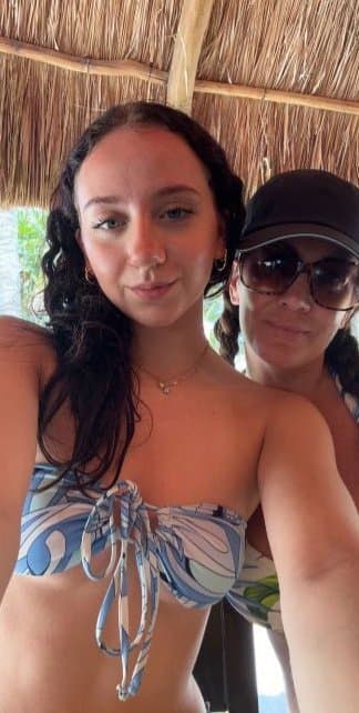 Webslut Ella is a naughty slut for cock