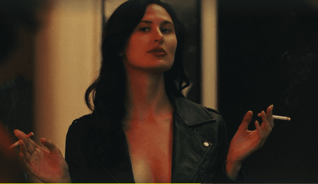 Click to view full size smoking horror hottie from horror movie A