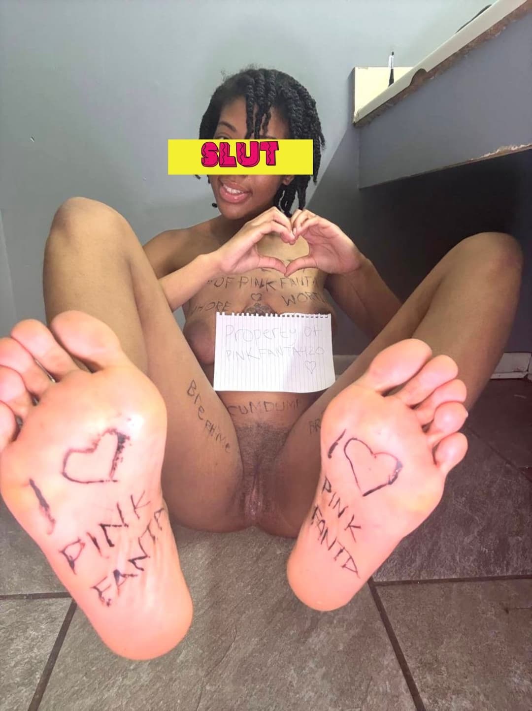 Slutty Ebony ready to drain your wallet ?? ?