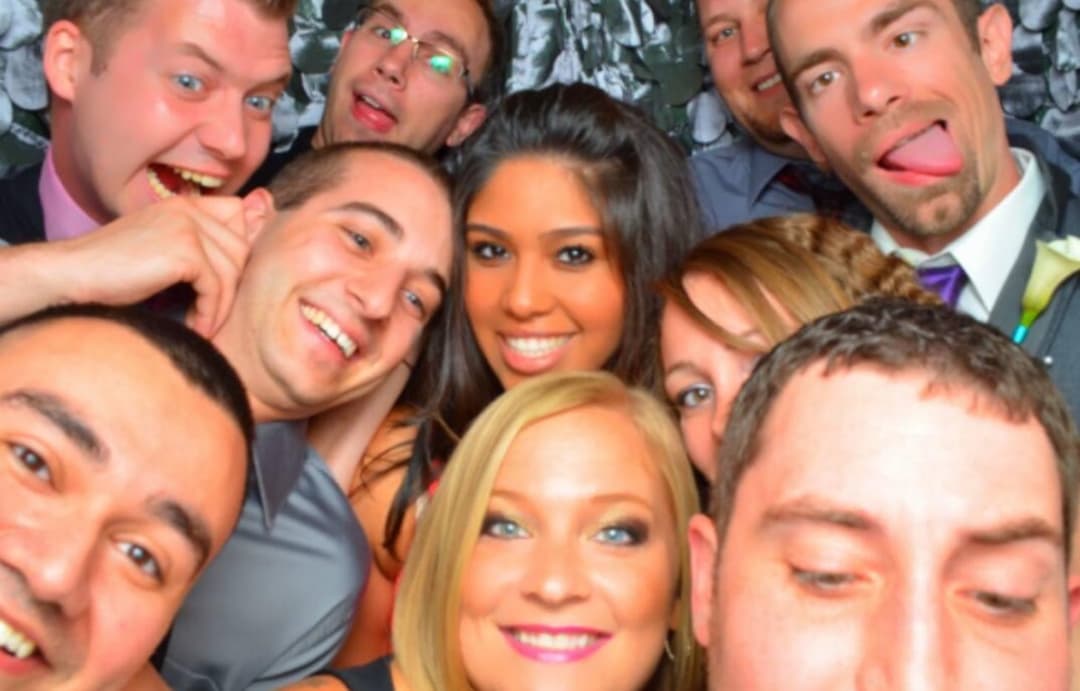 Latina webslut Heidi naked in public . Loves being caught. Kik cway5