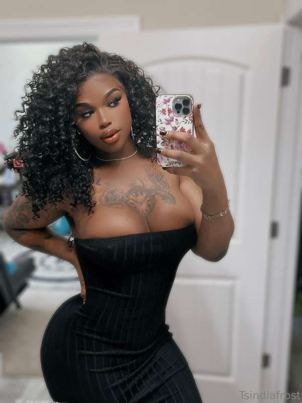 Click to view full size tsindiafrost ebony sexy shemale
