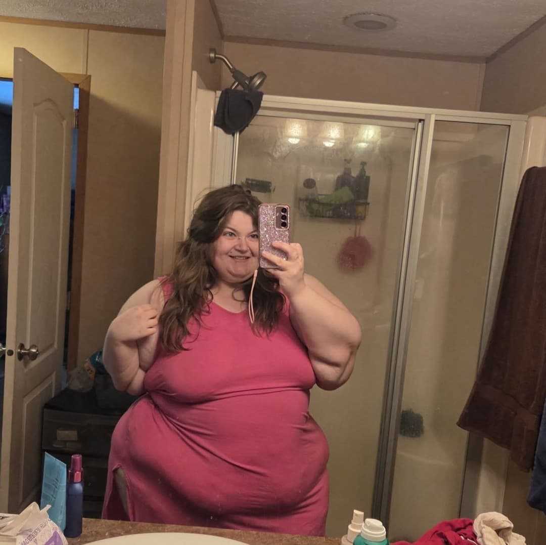 MASSIVE HUGE PAWG SSBBW BBW HUGE THICK BIG ASS GOONER MATERIAL